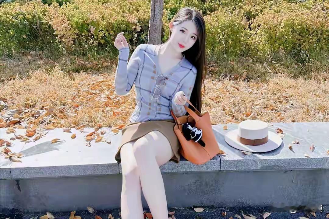 秋日野餐，甜美穿搭，阳光下的少女时光🍂🌸