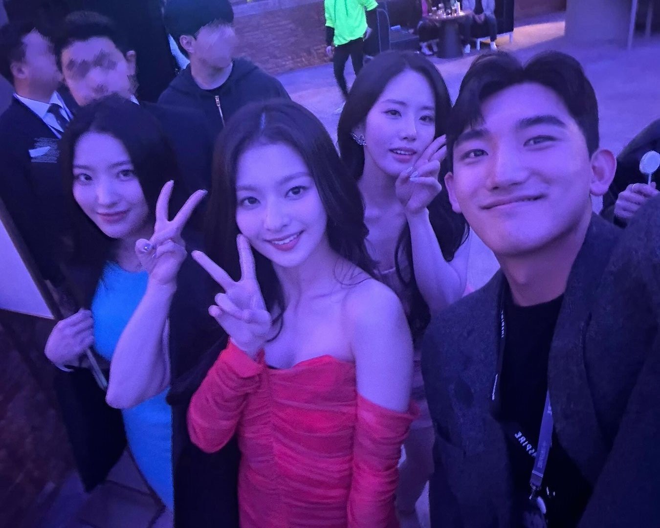 #李娜炅[超话]#🐣#蜜桃笑颜李娜炅# [图片]240314 m1ngvu更新