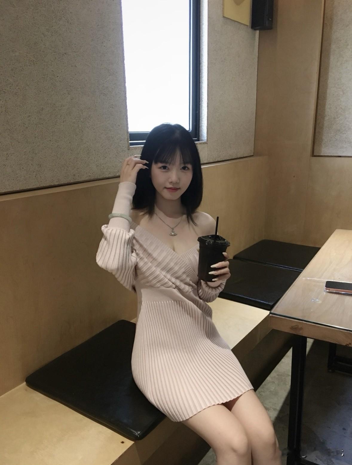 身高160cm，体重94斤，小个子身材穿搭每日搭配分享·时尚穿搭 甜妹
