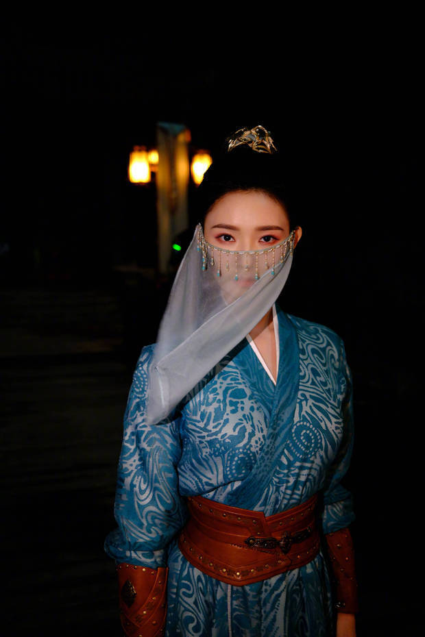 林允 速效救心丸林允片场打戏花絮笑料百出，动作僵硬还总走位失误，网友调侃武指老师