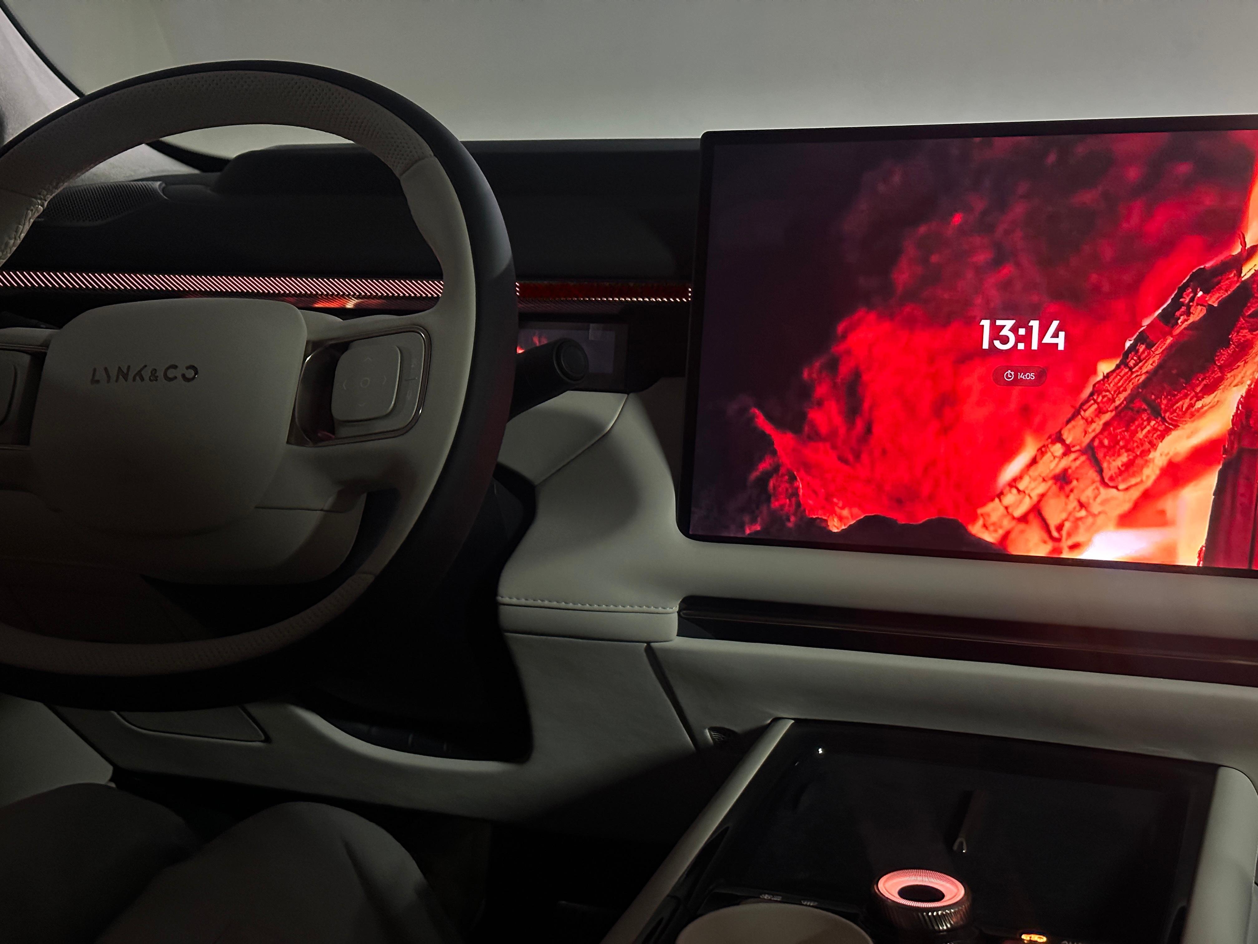 等接娃，有人说起想去露营，就点开了这个小憩模式（然后睡了一个小时！），轻微噼里啪