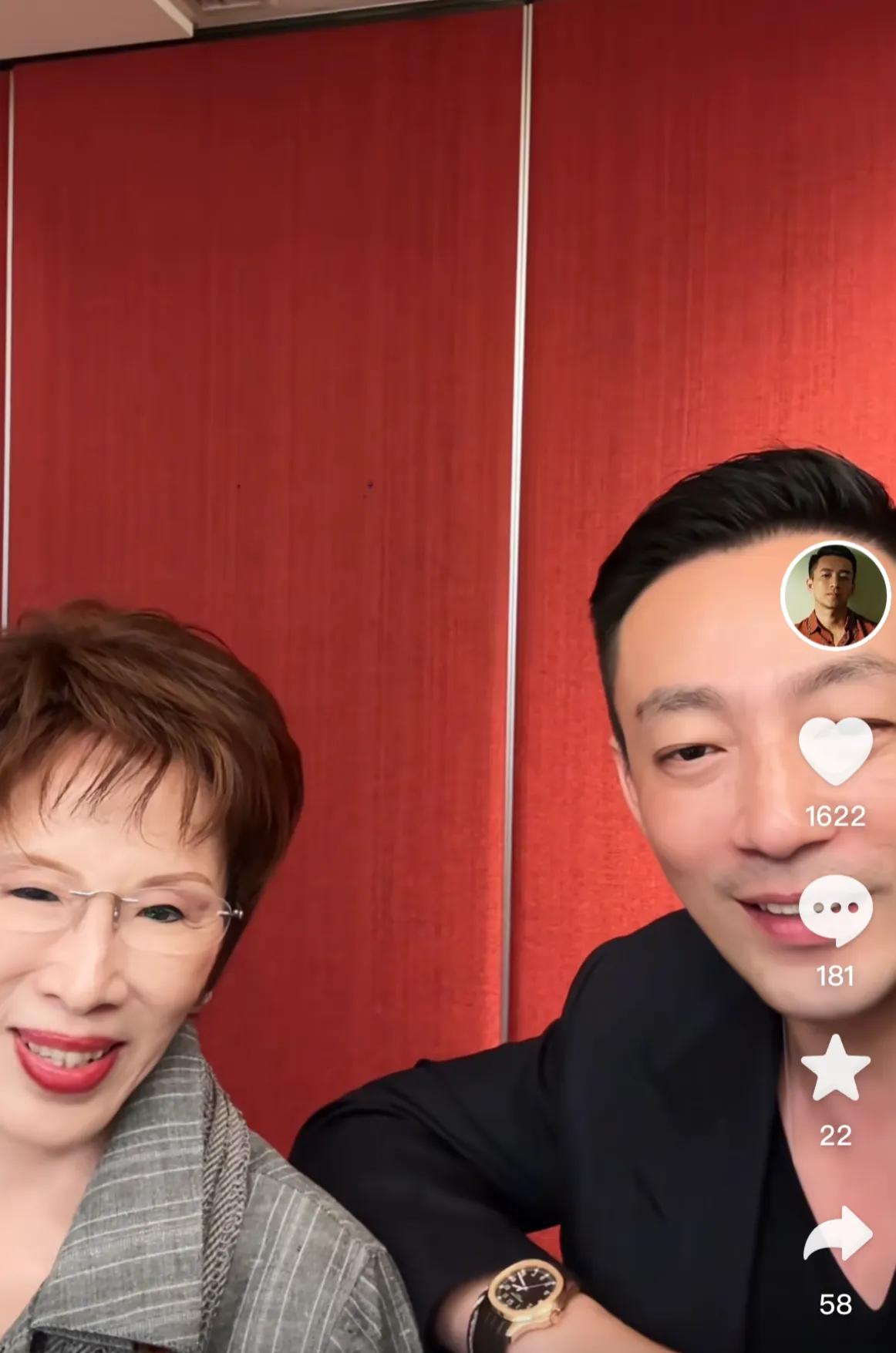 妈呀，汪小菲也太厉害了吧，竟然和国民党前主席洪秀柱在一起吃火锅，这牌面够大的呀，