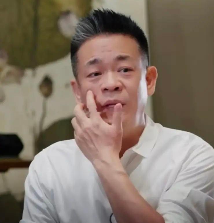 孙浩回应了一个事情真的很爷们孙浩说，有人发文说，我那时候没歌唱，是因为杨坤封杀我