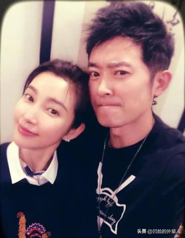 1995年，李冰冰拍了条广告，赚了26万。老板让她去广州拿钱，李冰冰心想，26万