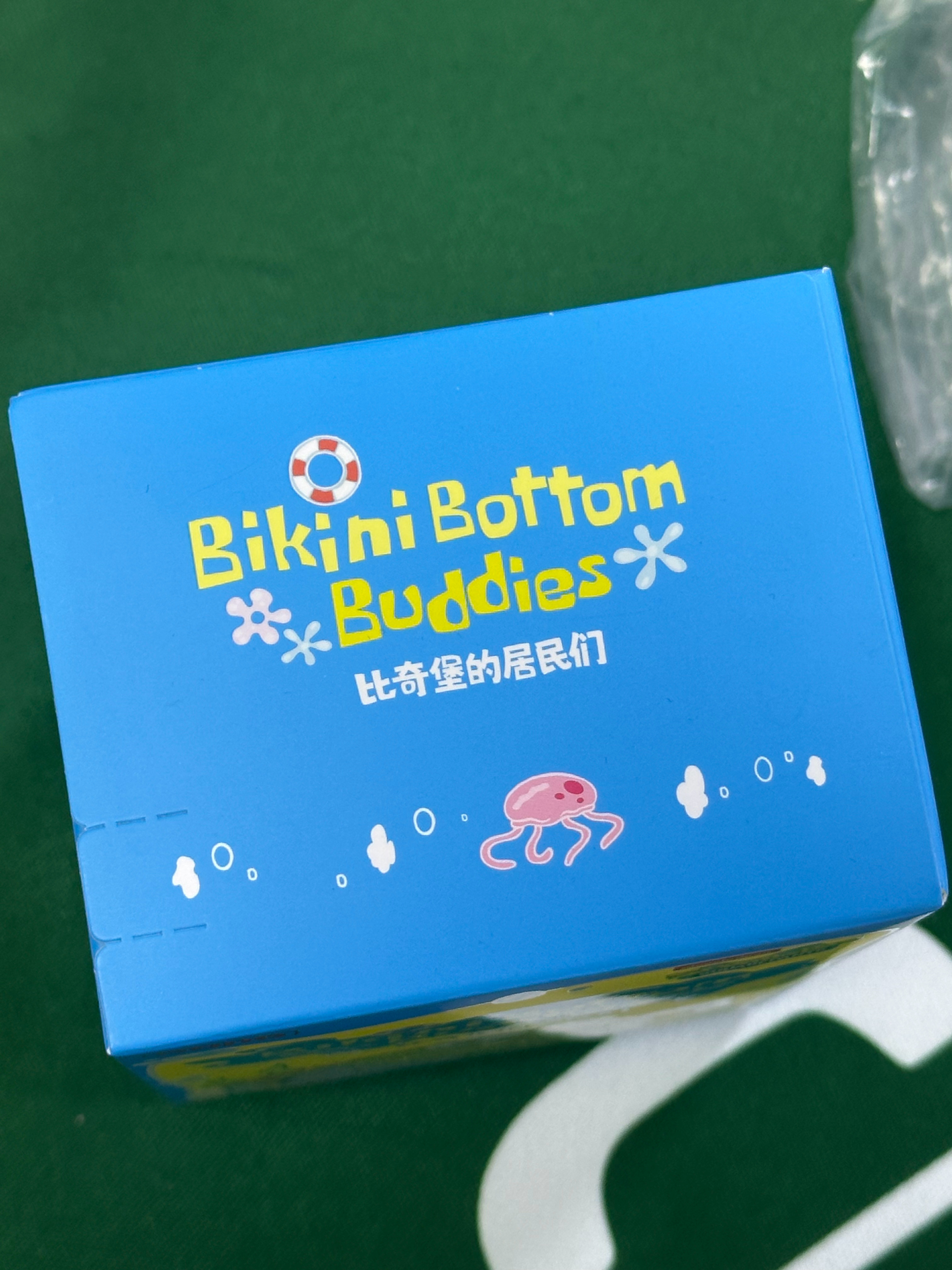 零跑送的棒球帽和盲盒老规矩，评论，你们的了！  抽奖详情