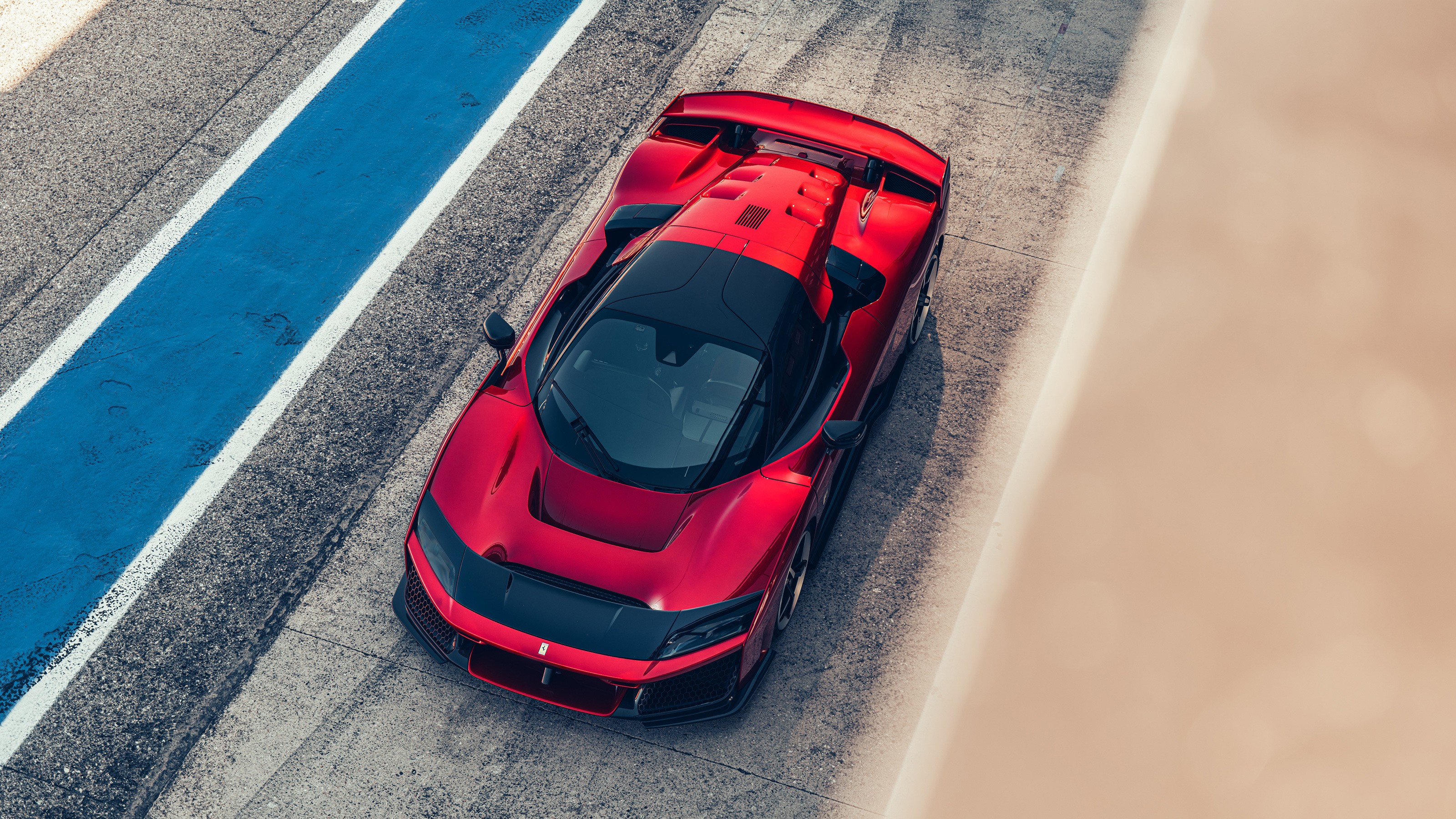 Ferrari F80 法拉利再欣赏一组F80照片，是不是越看越帅？另外F80早