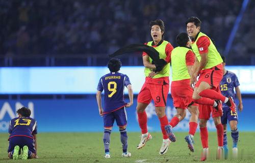 世界杯 南非VS韩国 世界杯 A 组收官战，南非对阵韩国，不少球迷看好非洲球队强