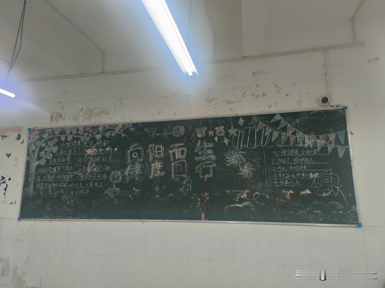 为什么广西高考生录取率普遍较低?
广西高考人数是在全国前列的，但是黑广西考生的学