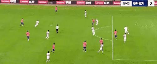 瓦科本赛季第二次上演帽子戏法，成为继李金羽之后，第二位单赛季上演两次帽子戏法的泰