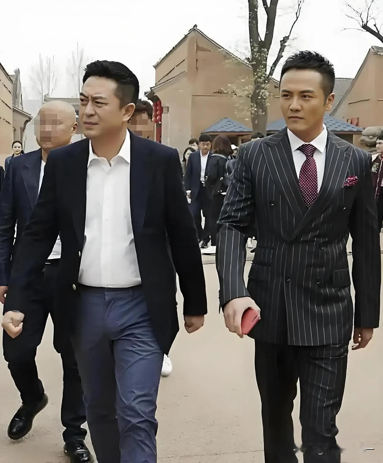 姬他，

我发现他身上有一个亮点，

这点连他自己都不知道，那就是他明明很有喜剧