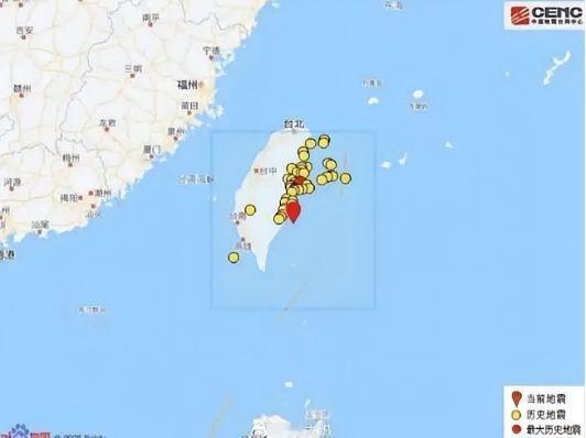 福建一位小伙提出了一个促成两岸统一的绝佳建议，那就是建议组织内地的大爷大妈赴台旅