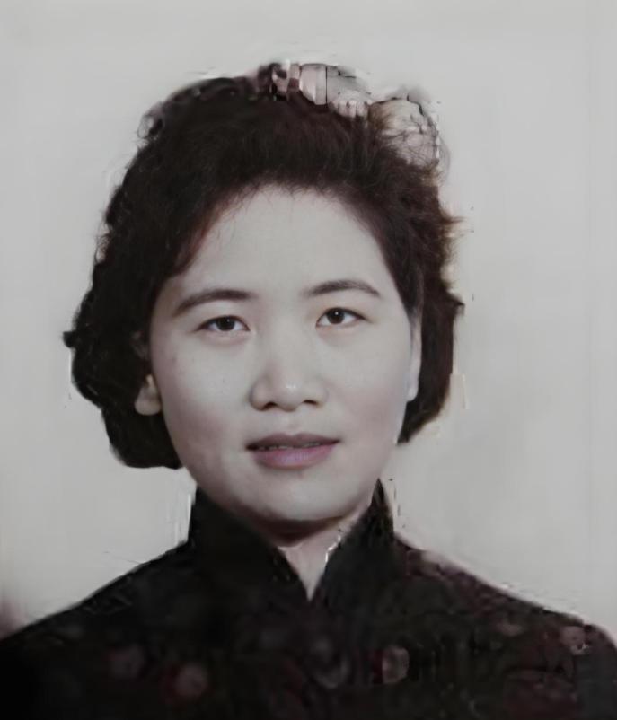 1975年，台湾首富的妻子杨娇，因受不了丈夫出轨，毅然放弃豪门生活，带着3000