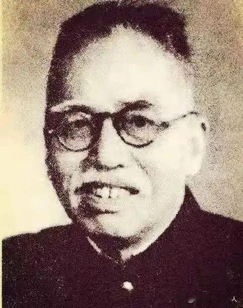 潘震亚
潘震亚（1889年6月29日-1978年5月22日），原名瑞荣，别号髯公