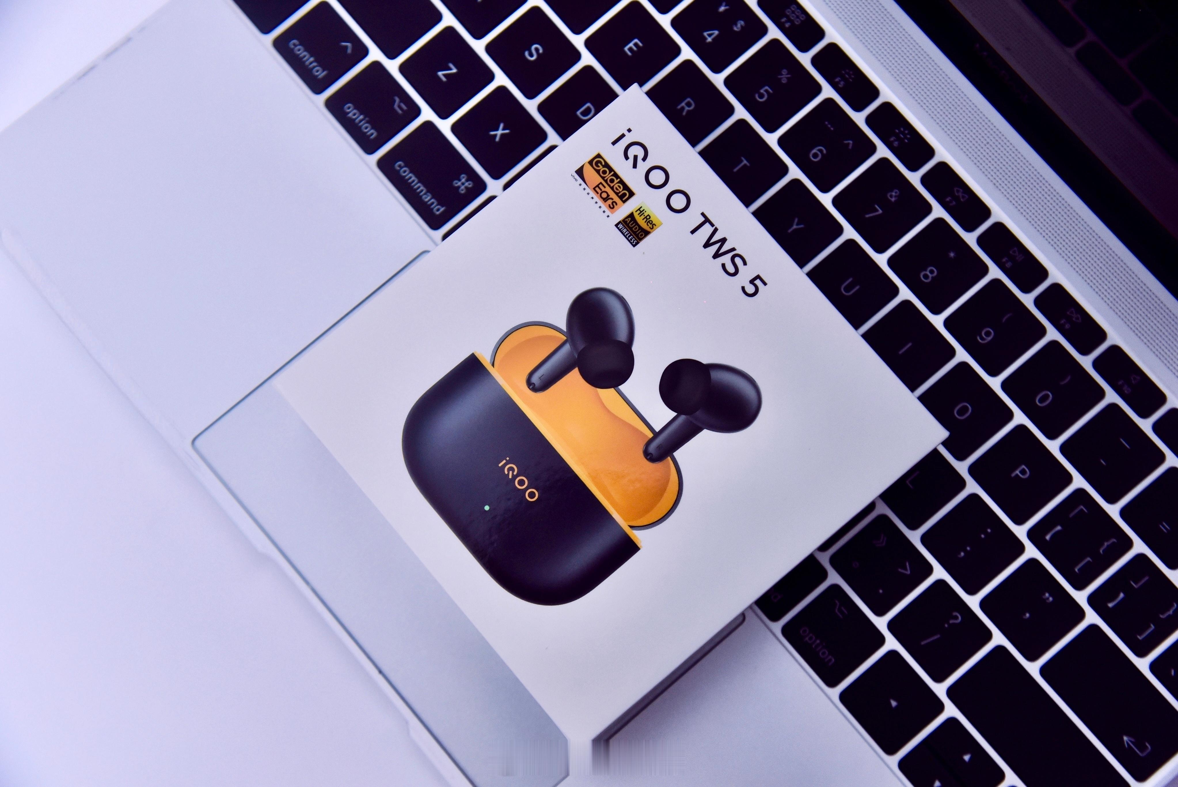 500元以内的主动降噪耳机，不得不说的就是iQOO TWS 5，这是iQOO最新