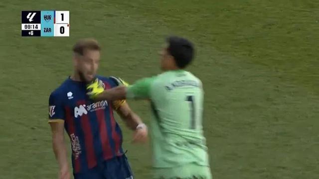 安德拉达在视频中说：“我对所发生的事情感到非常后悔。这对俱乐部、球迷以及作为职业