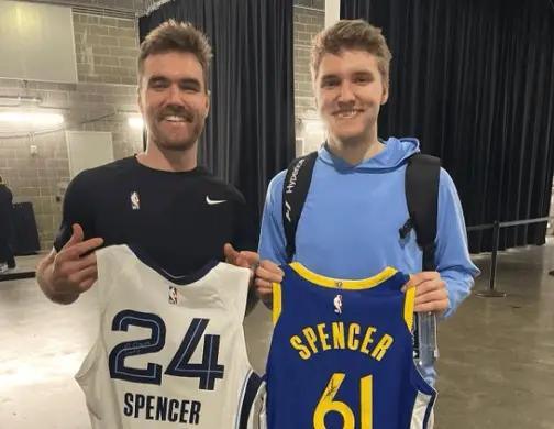 竞争基因！斯潘塞两兄弟最近4场比赛数据如下勇士斯潘塞              