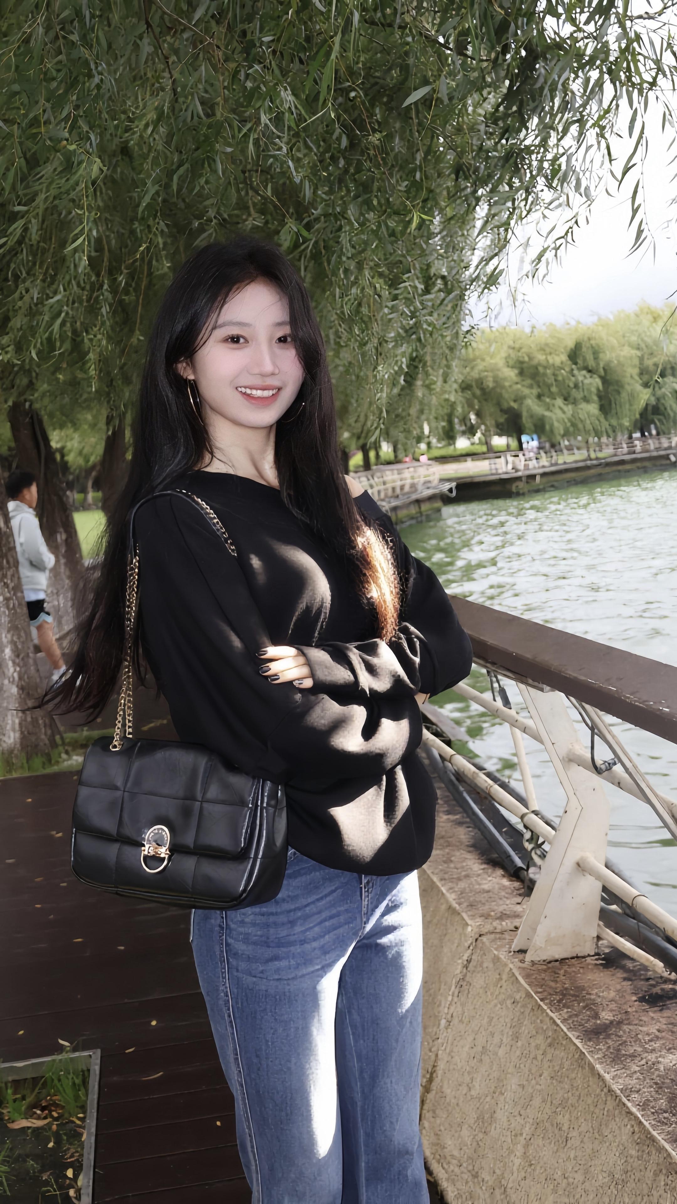 不能握的手 从此匿名的朋友