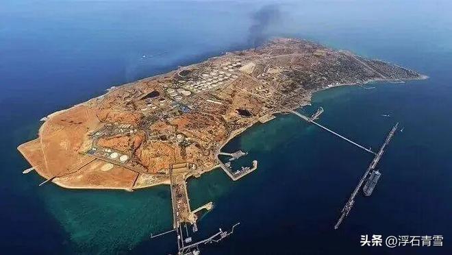 美国快撑不住了，特郎普计划轰炸伊朗哈尔克岛，目的就是逼迫伊朗尽快同意停火。
如今