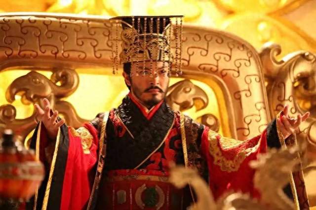 隋朝灭亡不是杨广昏庸？他得罪的集团连李世民都小心伺候