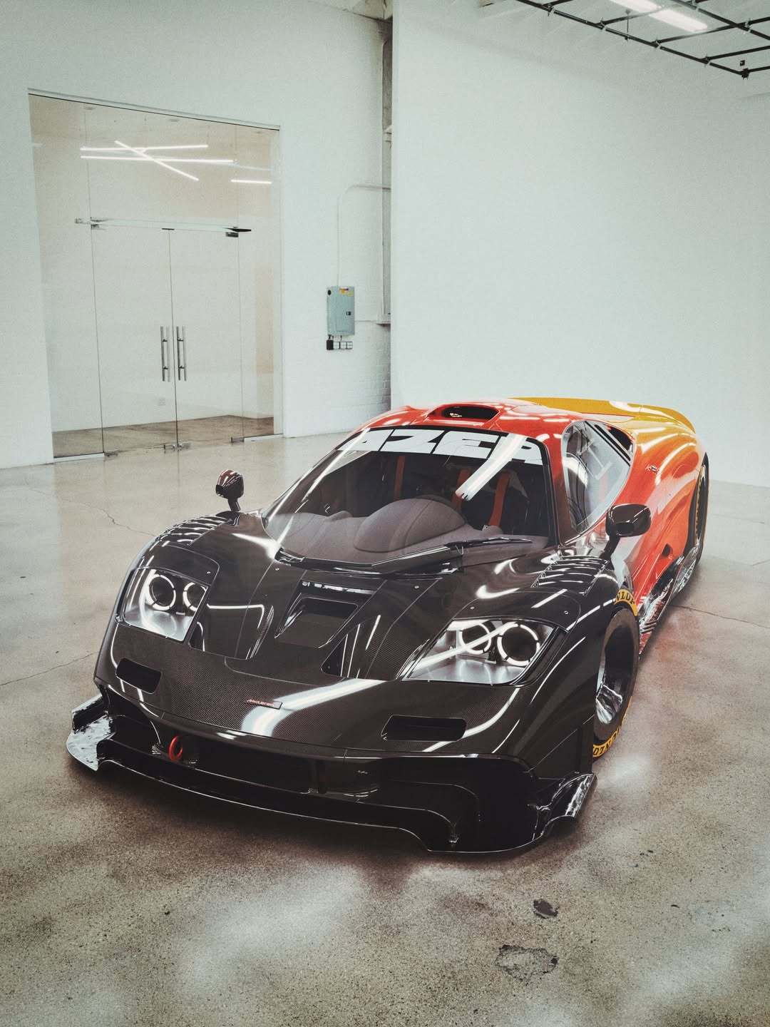 一天一张文艺照 迈凯伦F1 Restomod概念设计～（Via AZER） 