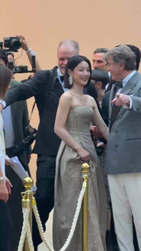 金裕贞被揩油