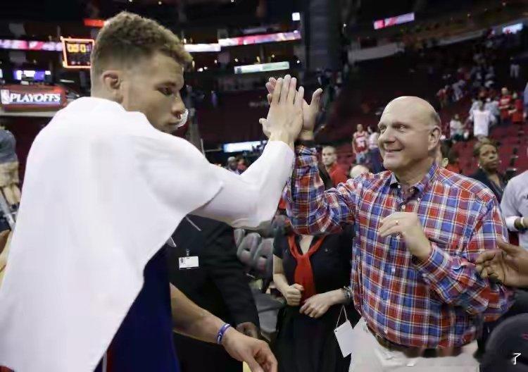 格里芬发声力挺保罗：无沟通是最大失望，曾感同身受缺乏了结感12月6日消息，前快船