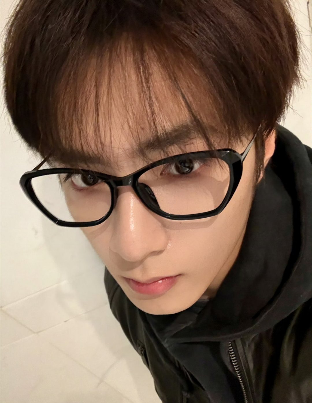 刘耀文十二月被幸福填满 谢谢耀文次次给我们带来想不到的惊喜