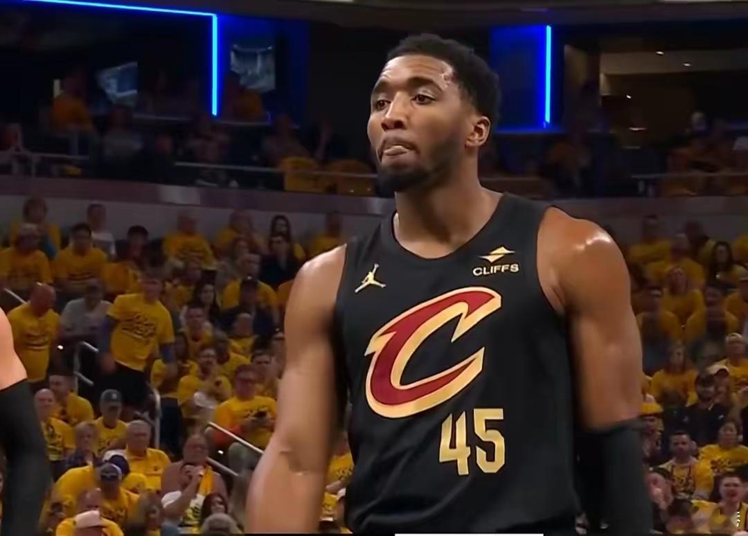 5月10日讯 NBA季后赛东部半决赛G3，步行者回到主场迎战骑士。第2场骑士主场