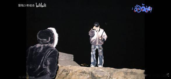 朱志鑫苏新皓双人游破300万 朱志鑫苏新皓双人游，没有复杂规则与剧本，只是享受二
