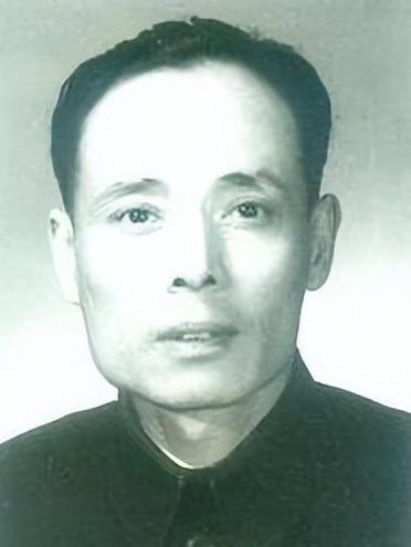 1954年9月胡均鹤被收监审查，1955年4月潘汉年主动向陈毅交待抗战时期私会汪