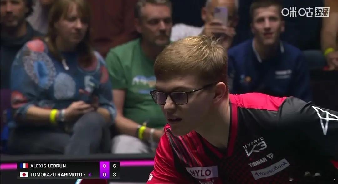 日本张本智和在法国又崩溃了！WTT法国蒙彼利埃冠军赛，第四日，最后一场男单1/8