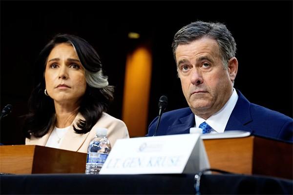 美国情报界最近出了件荒唐事：两大顶级机构——中央情报局（CIA）和国家情报总监办