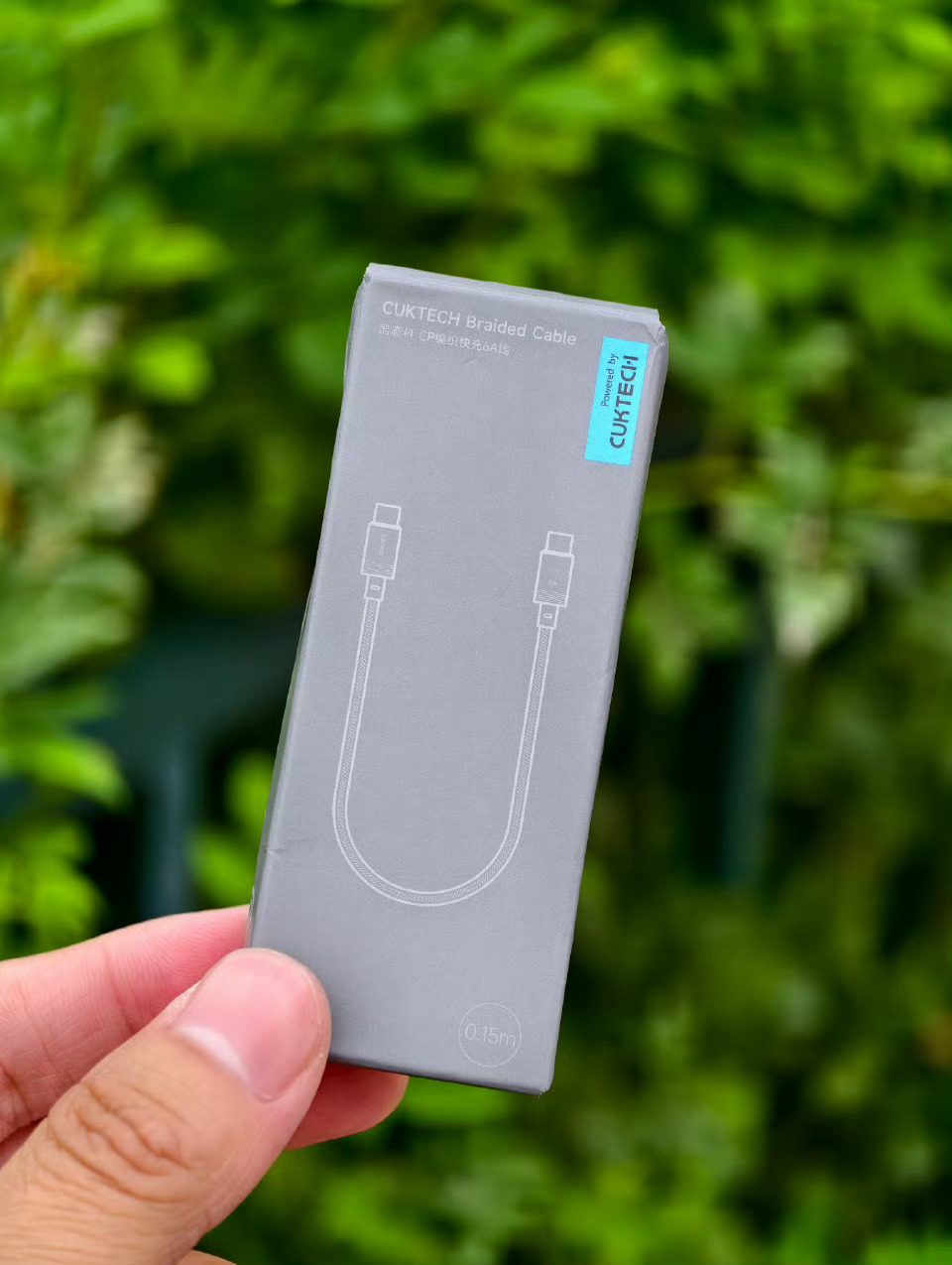 周末大家都出去玩了吗👀活跃下气氛，点赞就行，给大家抽一根我常用的酷态科磁吸短线