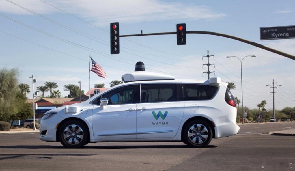 在这件事上，死对头Waymo和特斯拉难得意见统一自动驾驶公司Waymo周三出席一