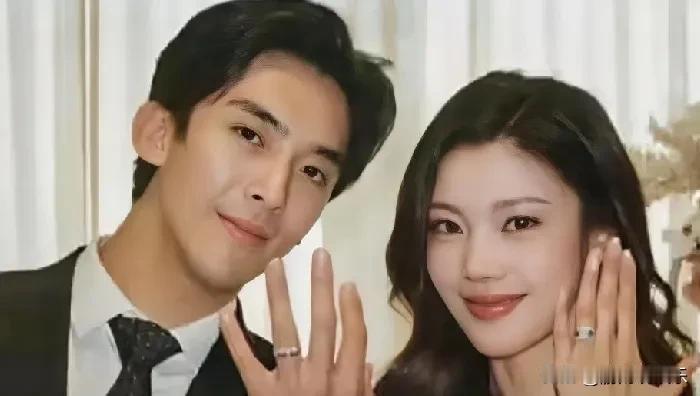 五年爱情长跑，蔡昆廷终于向郭旭求婚成功，这场求婚仪式感动了全网。
蔡昆廷与郭旭的