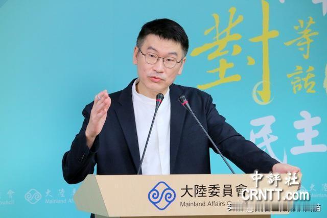 明明直飞两小时，非要转机一整天！陆委会以“没回头客”低级借口阻挠两岸通航，被网友