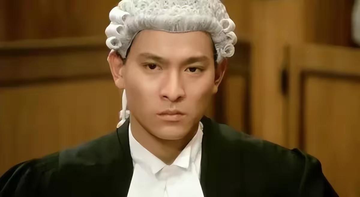 律师不是社会精英吗？为什么在医院里面与推销人员一样不受欢迎？！

年少的时候，我