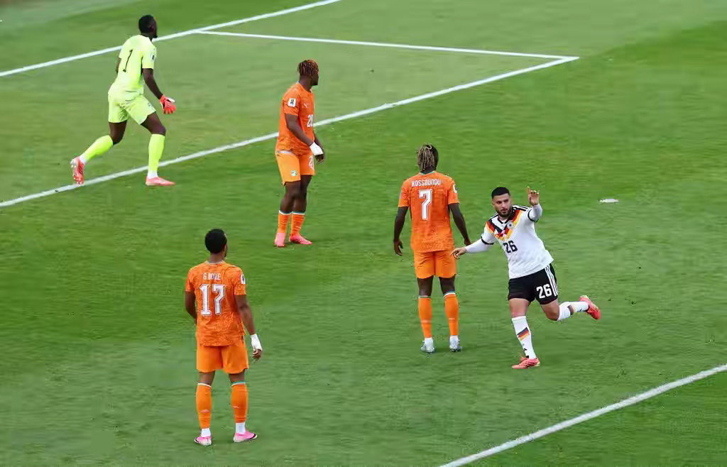 德国2-1绝杀科特迪瓦 荷兰5-1大胜瑞典来源：央视体育北京时间6月21日，美加