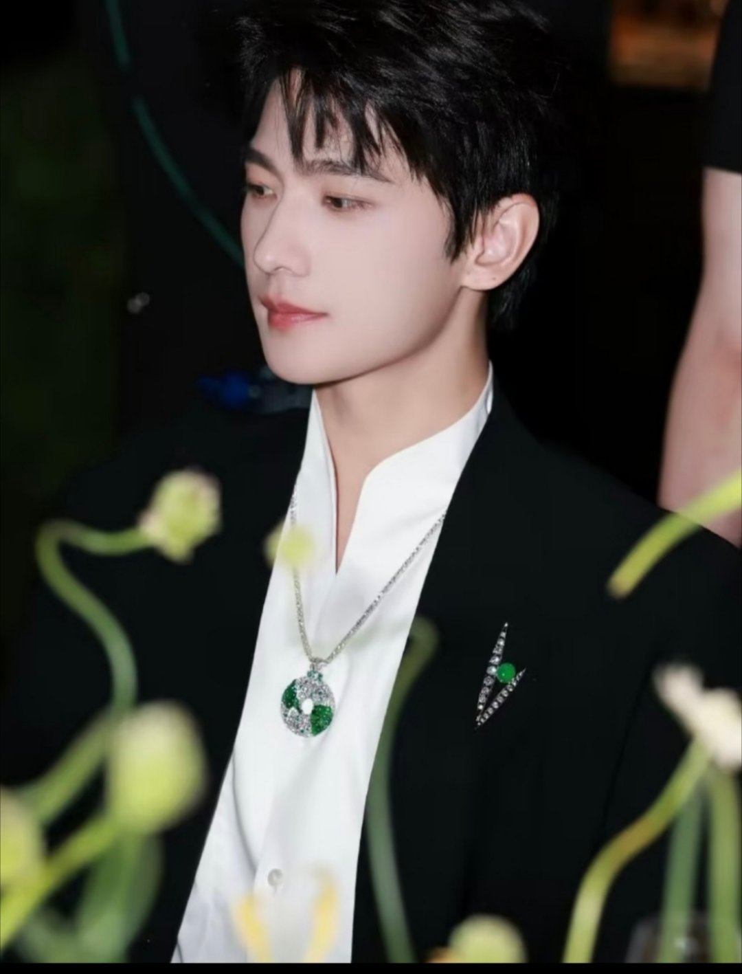 杨洋终于回归现偶了等了多久终于等到今天！！现偶的神回归现偶了！！之前很长一段时间