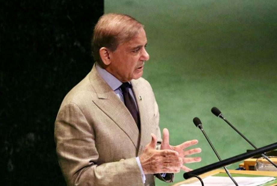 拉着土耳其埃及，巴基斯坦这回没客气，硬是给美伊搭了张谈判桌





美国总统特