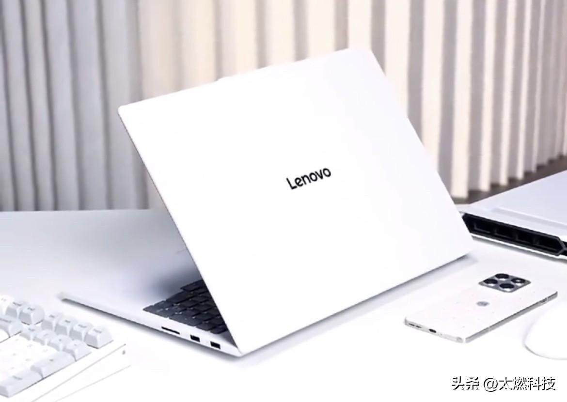 当然是联想，全球最大的PC品牌，近几年联想电脑的进步有目共睹，拯救者已经站稳高端