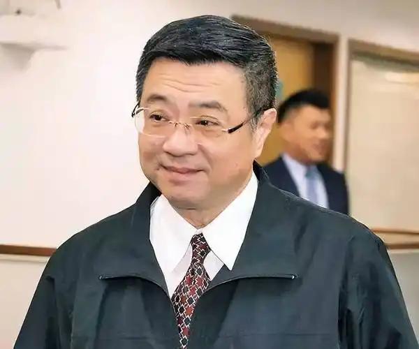 死不悔改！台海巡署获得表彰，不仅用水炮攻击大陆海钓游艇，还放话叫嚣已经十分克制！
