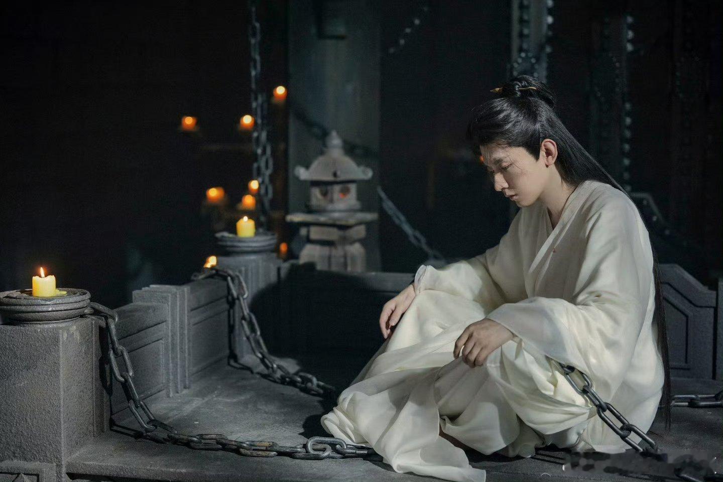 Ycy成毅，我喜欢你的帅气撩人和温暖善良，更加敬佩你砥砺前行的勇气、初心不改的坚