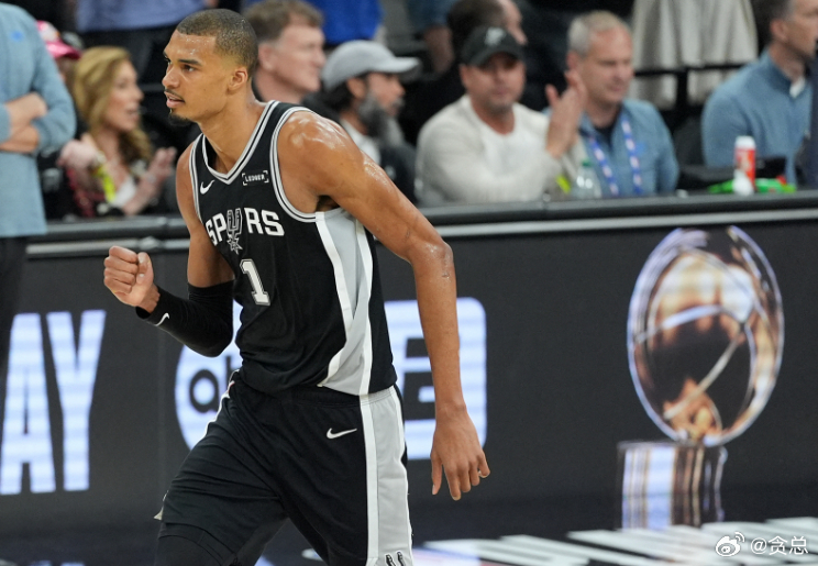 NBA总决赛G1，马刺主场95-105不敌尼克斯，大比分0-1落后。此役文班亚马