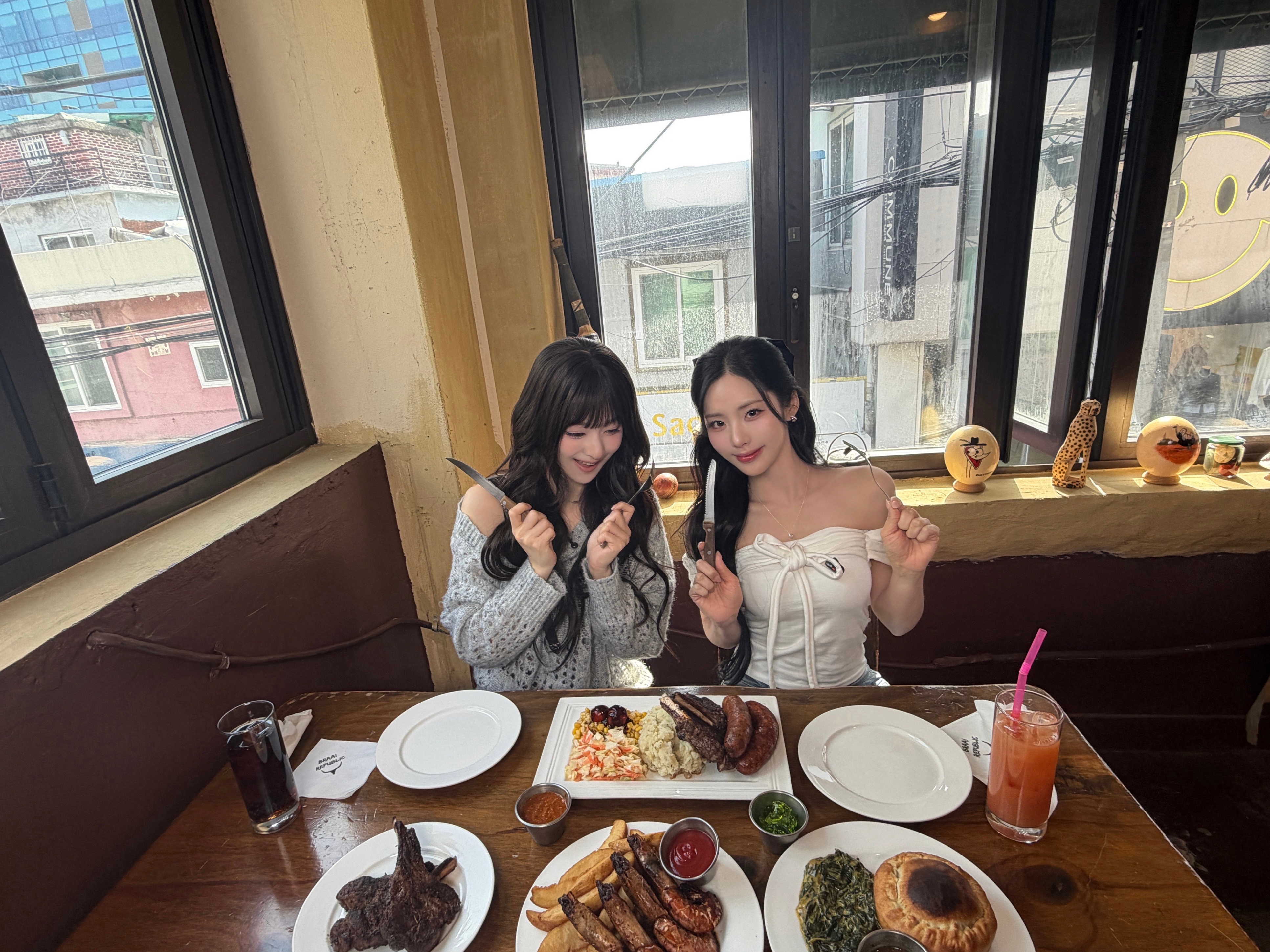 李娜炅 🐣蜜桃笑颜李娜炅 260604 官X更新