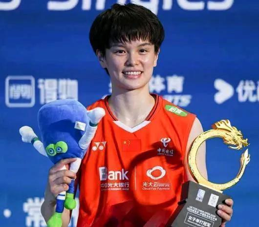 5月29日消息，2025新加坡羽毛球公开赛结束下半区首轮的争夺，昨晚国羽表现出色