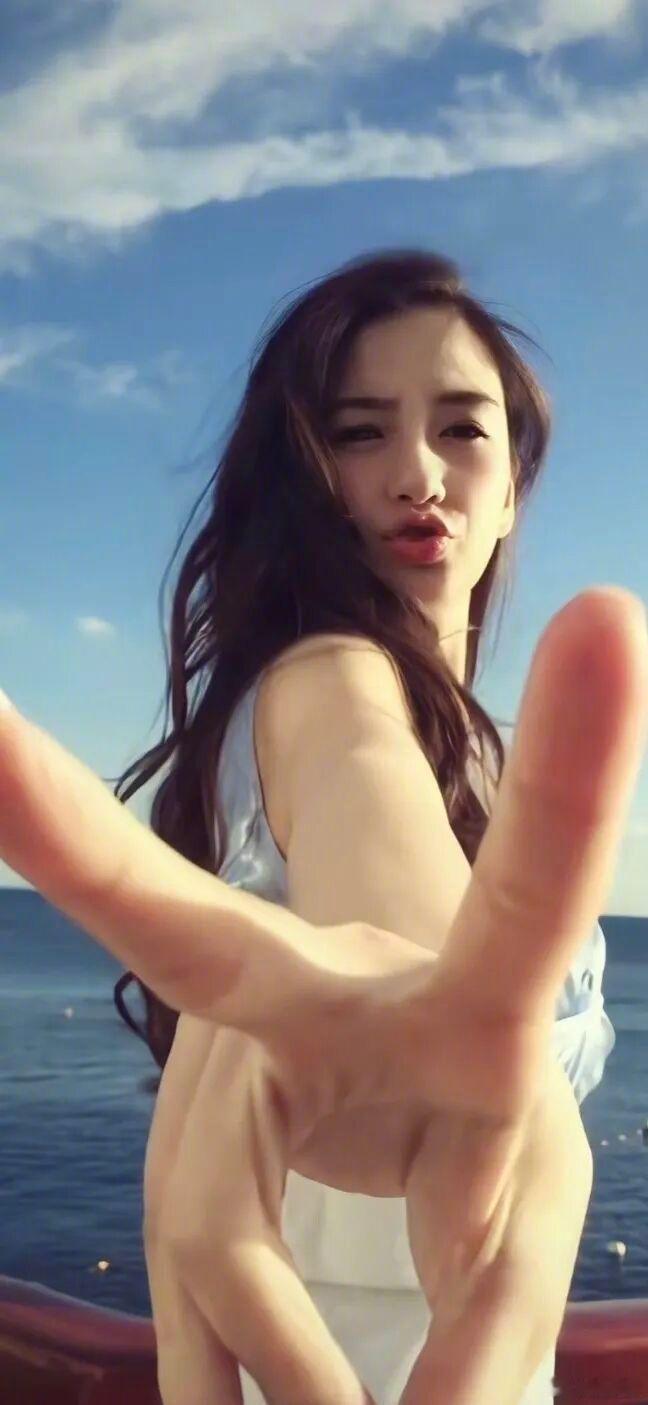 Angelababy仿妆 美妆圈的期末考Angelababy的美丽是无法复制的，