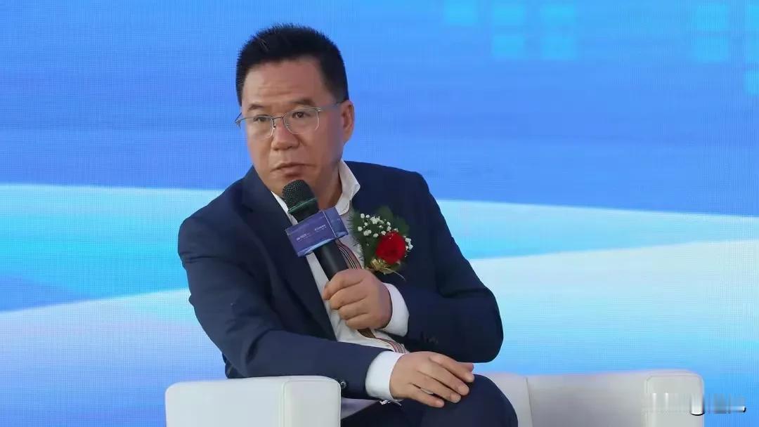 马光远：此时不出手更待何时？ ​​​
十一黄金周全国各地，楼市火爆上演，但依然没