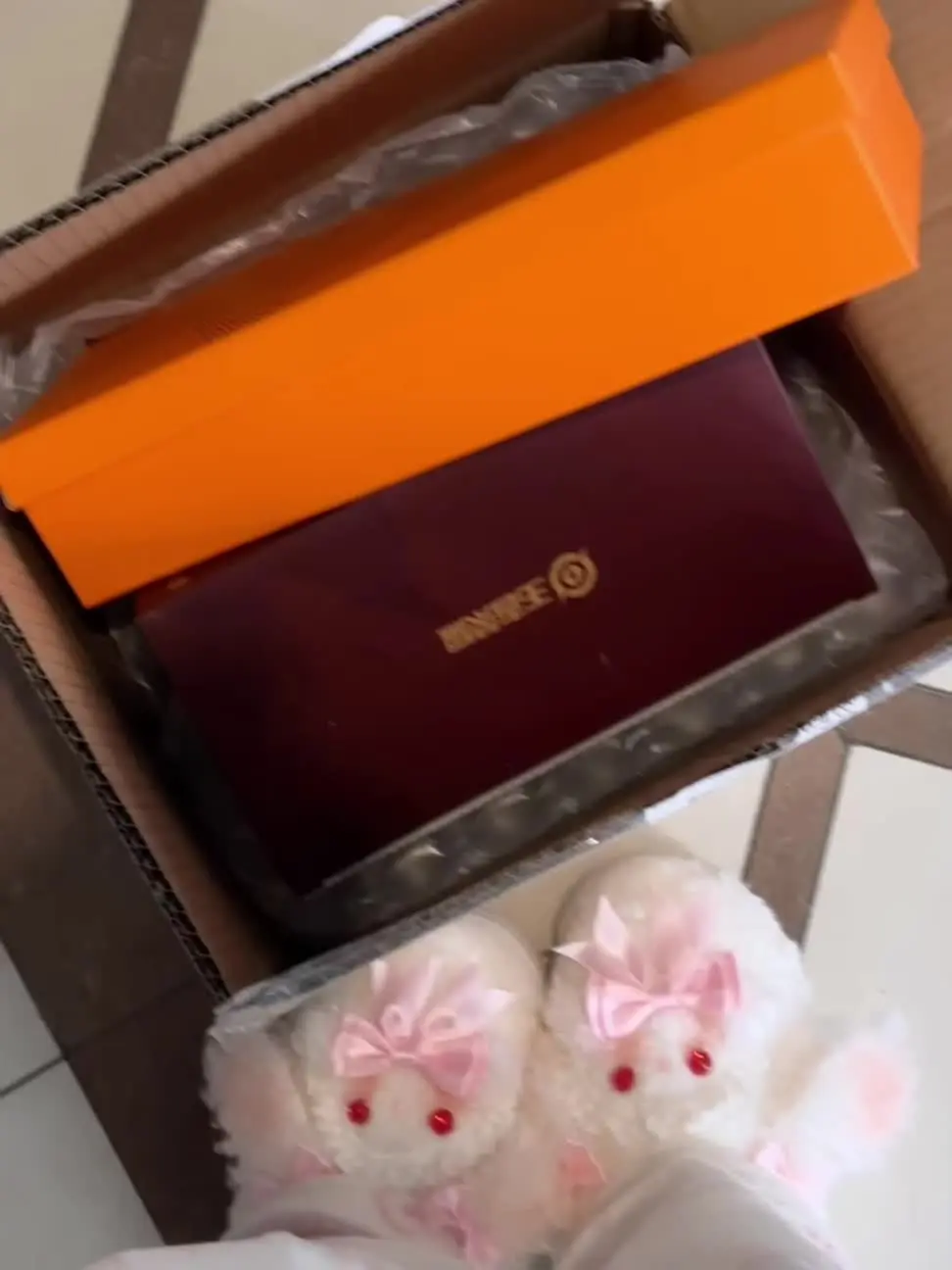 元旦快乐 最开始发的就是王者的同人创作，我记得我最早的一个同人视频有几...