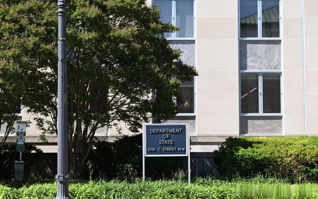 国际国内时事新闻 美国国务院发言人5月15日在社交媒体发文说，以色列与黎巴嫩的停